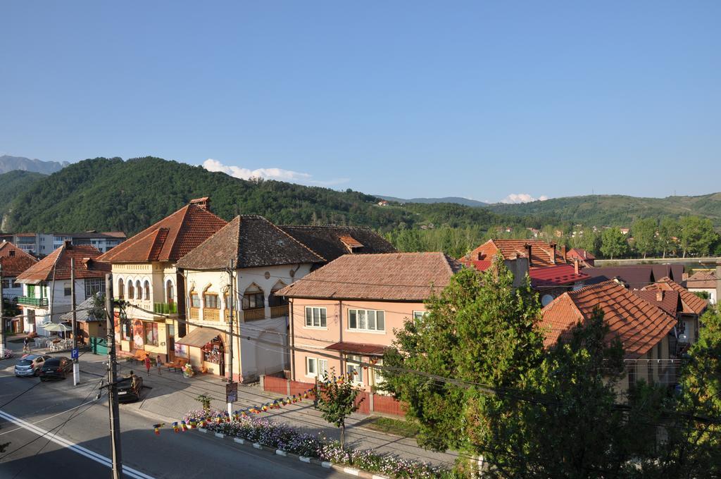 Yes Home Călimăneşti Exterior foto
